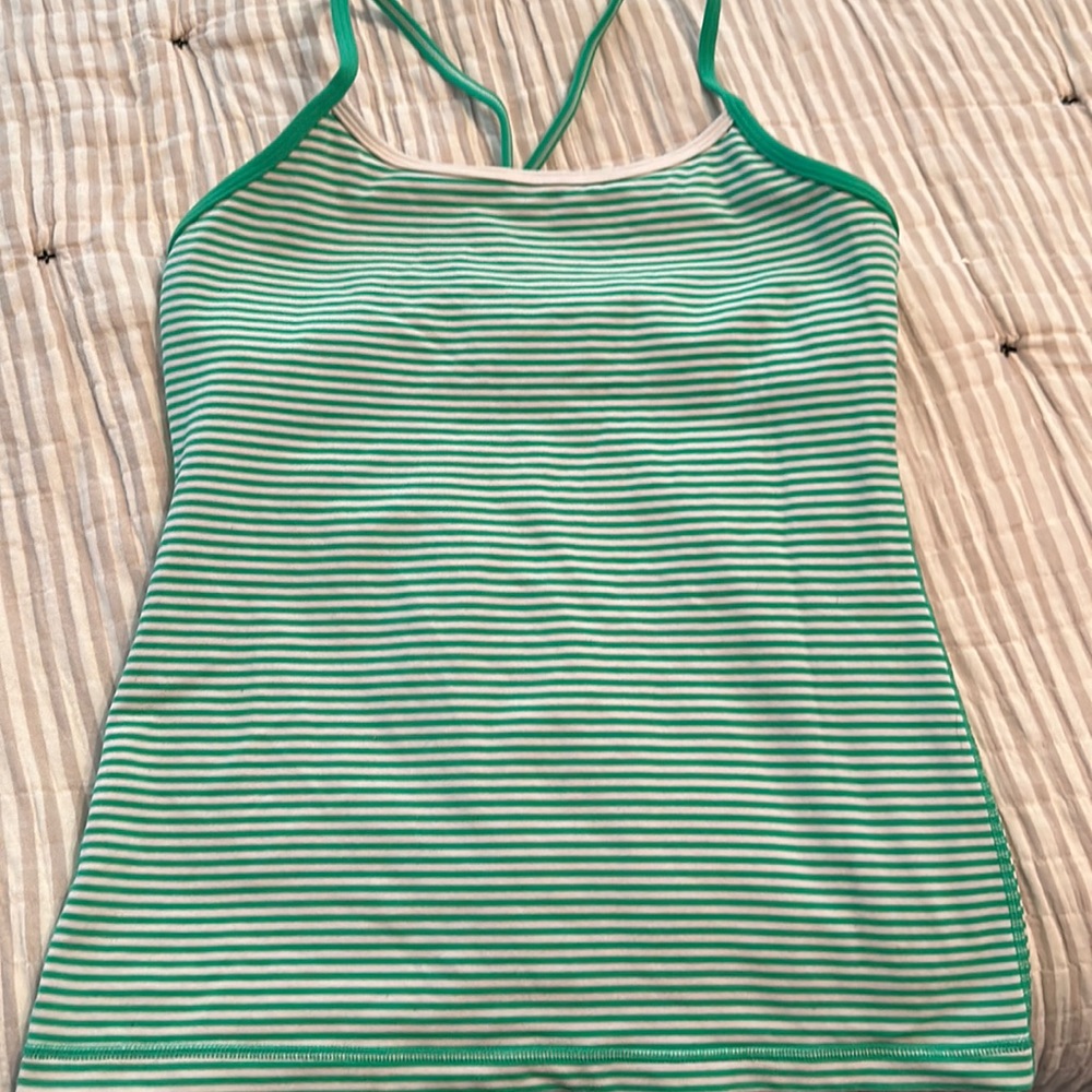 Lululemon tank